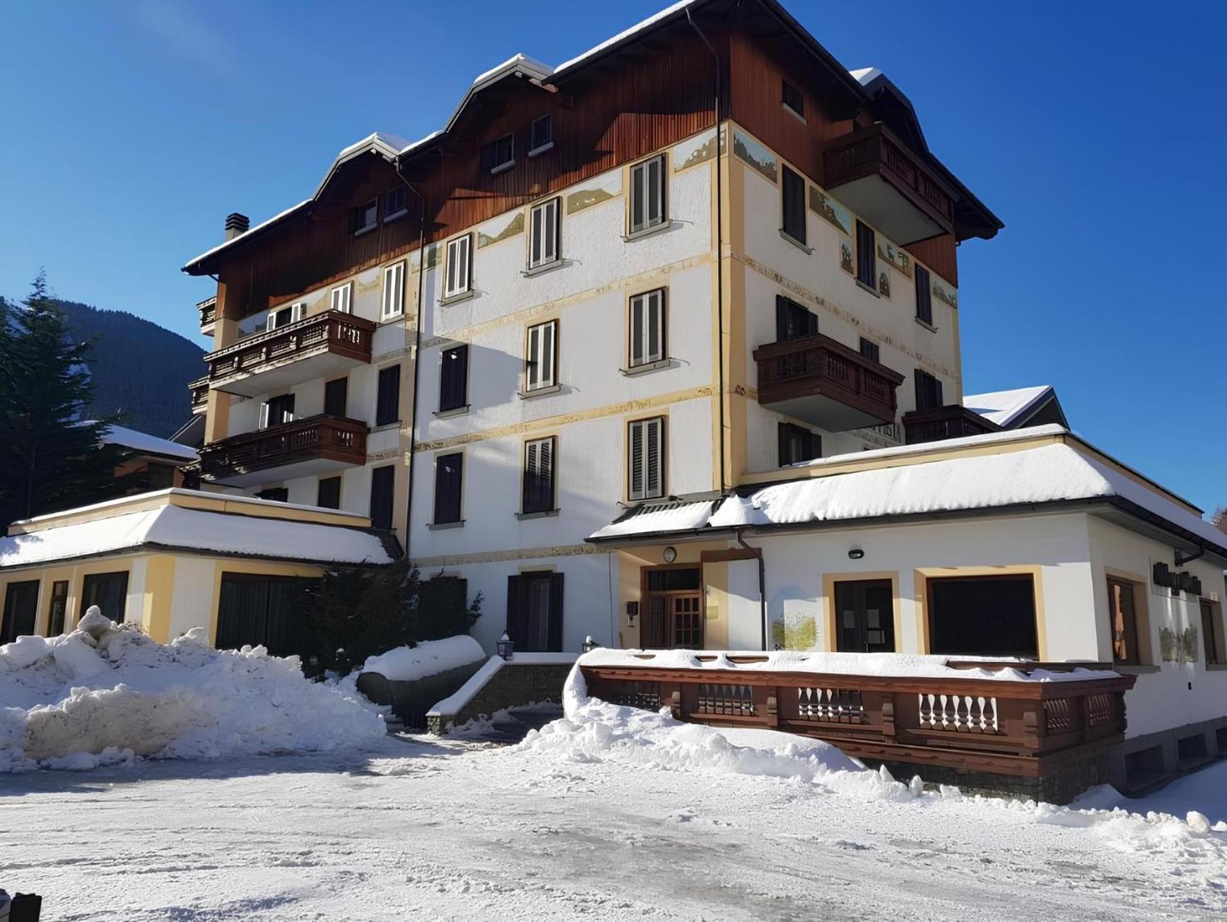 Hotel Posta Aprica Exterior photo